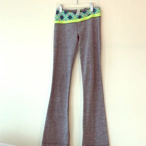 Ivivva by Lululemon Yoga pants